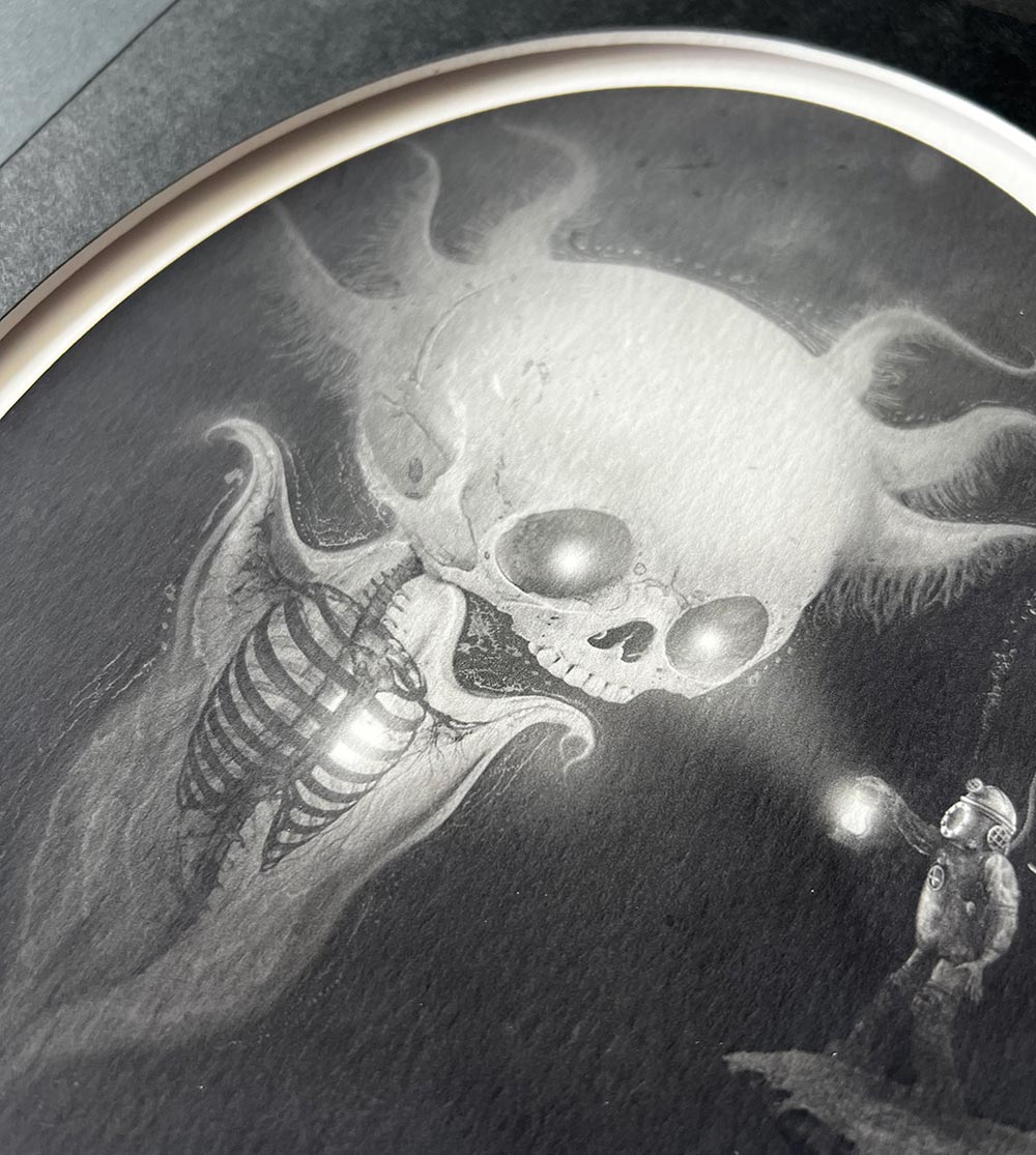"ILLUME" Oval Limited Edition with SHIPPING INCLUDED