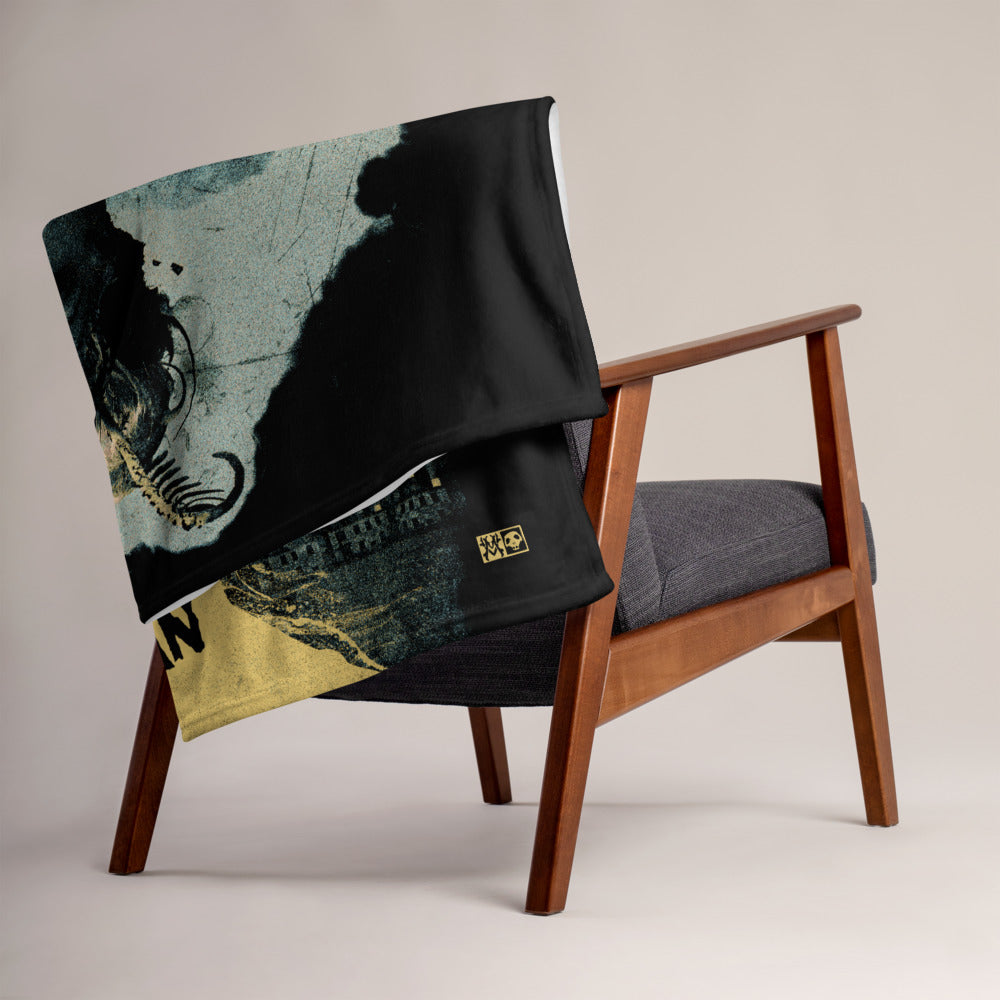 Wasp Woman Poster Throw