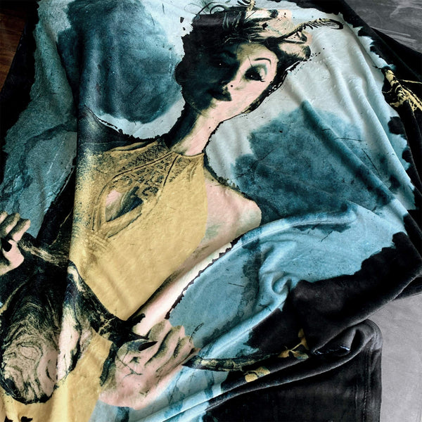 Wasp Woman Poster Throw